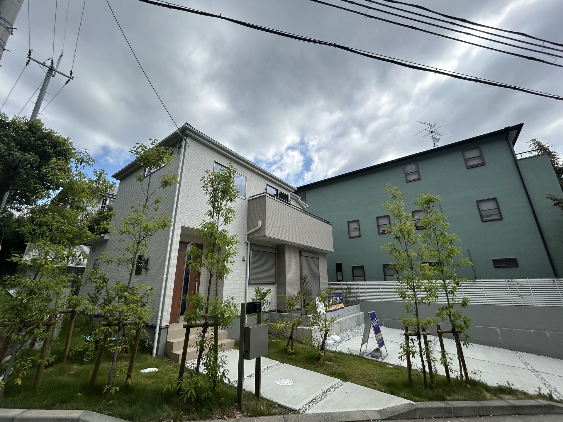 理想の住まいへの道を一緒に築きましょう